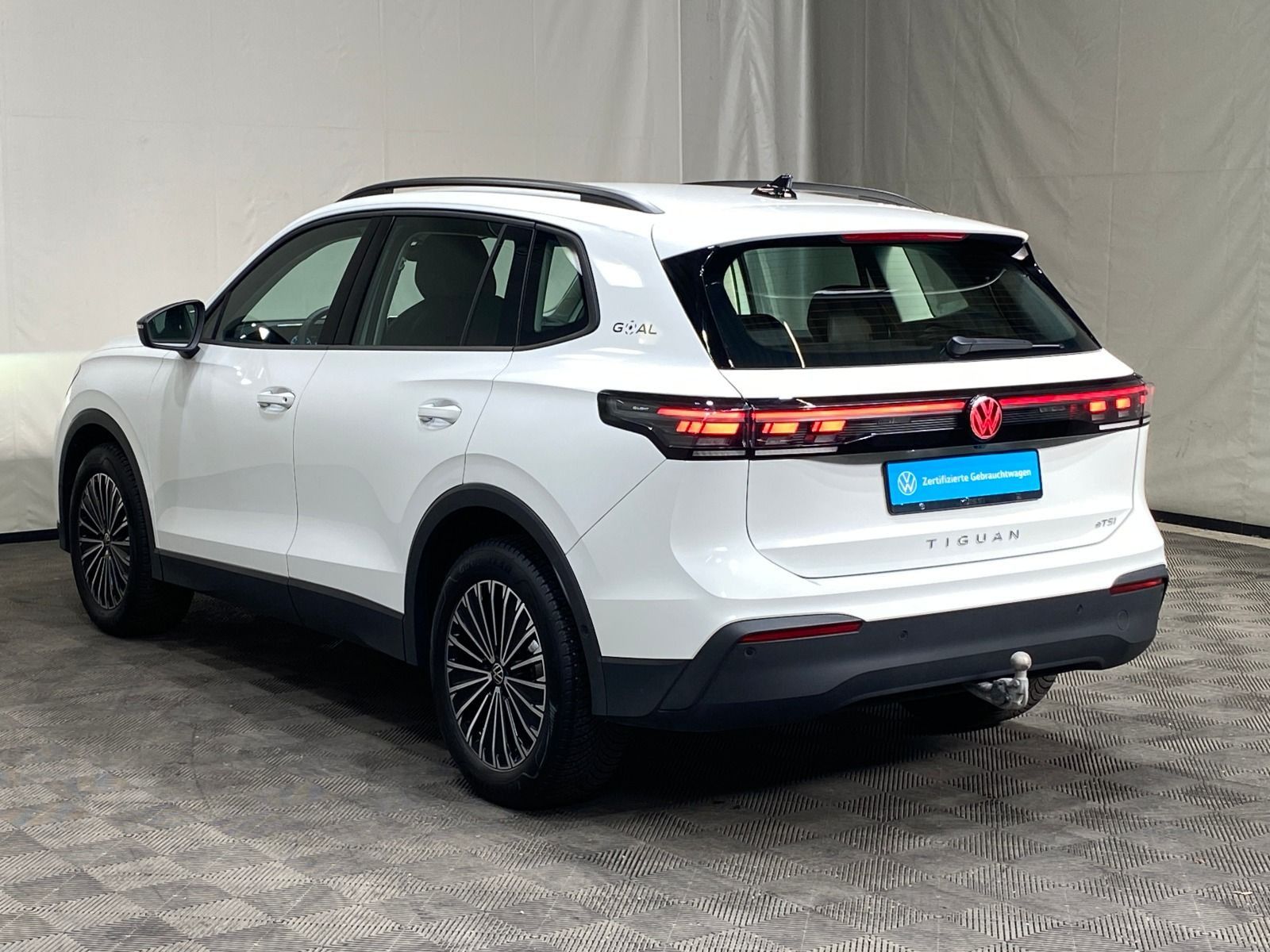 Volkswagen Tiguan GOAL 1.5 eTSI DSG LED AHK ACC NAVI 360° foto 5