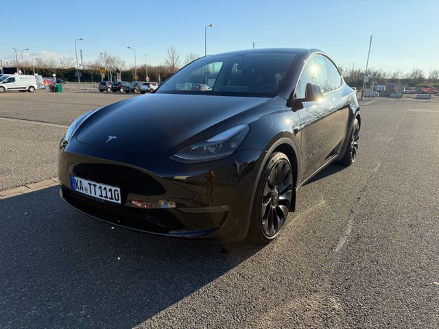 Tesla Model Y Performance Dual Motor AWD Performance