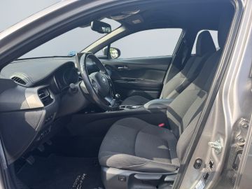 Toyota C-HR - 9