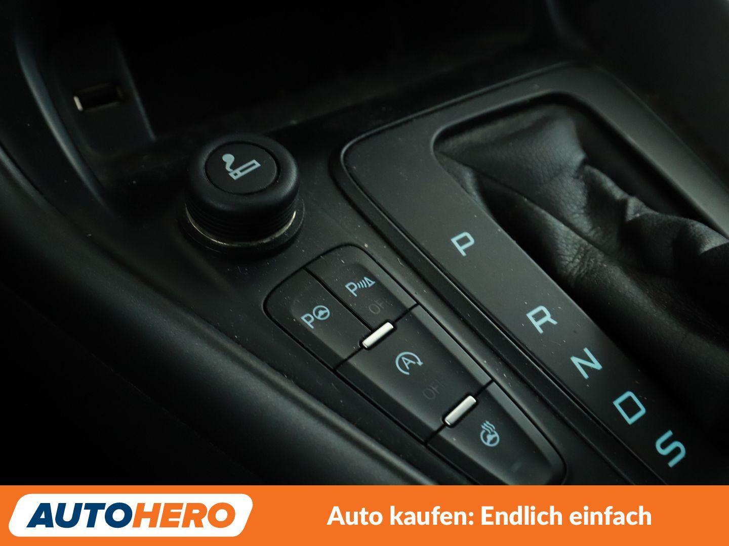 Ford Focus 1.0 EcoBoost ST-Line Aut*NAVI*TEMPO*CAM*