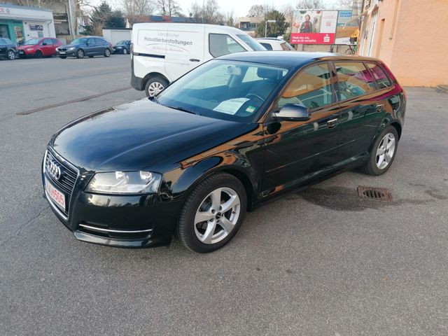 Audi A3  1.6 TDI  Automatik Sitzheizung Scheckheft