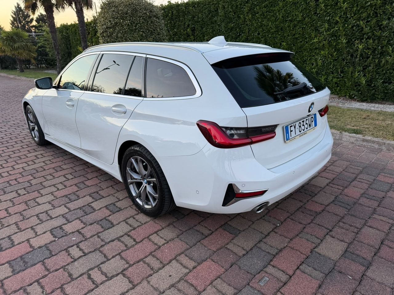 BMW Bmw 320 320d xDrive Touring Sport imagem 3