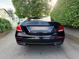 Mercedes-Benz E 220 AMG Line, 360°,19 Zoll, Keyless Go, 81TKM - Mercedes-Benz 220: Automatik