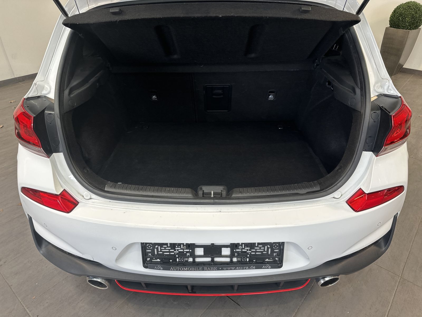 Fahrzeugabbildung Hyundai i30 N Performance NAV+LED+SHZ+KAMERA+TEMPO+2Hd