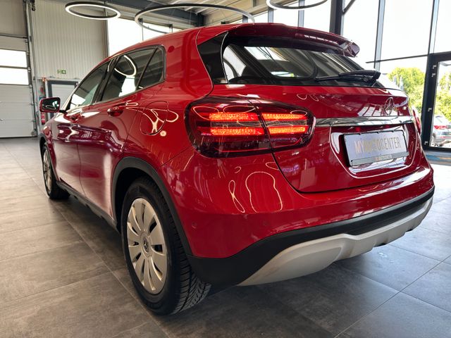 Mercedes-Benz GLA 200 *ACC*PDC*NAVI*TOTWINKEL*KLIMA*LED*