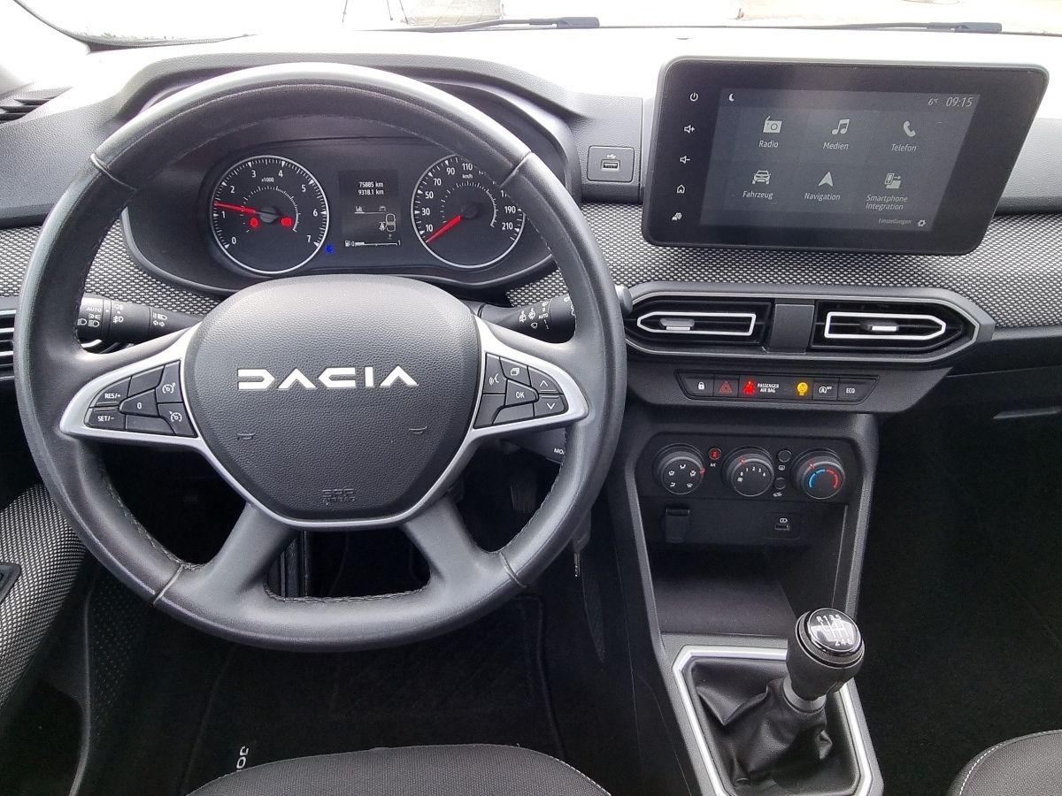 Fahrzeugabbildung Dacia Jogger Expression TCe 110