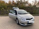 Toyota Auris - Toyota Auris in Essen