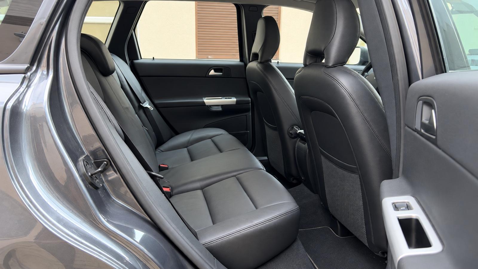 VOLVO V50 - D2 - BUSINESS EDITION - 114 CV - BVM
