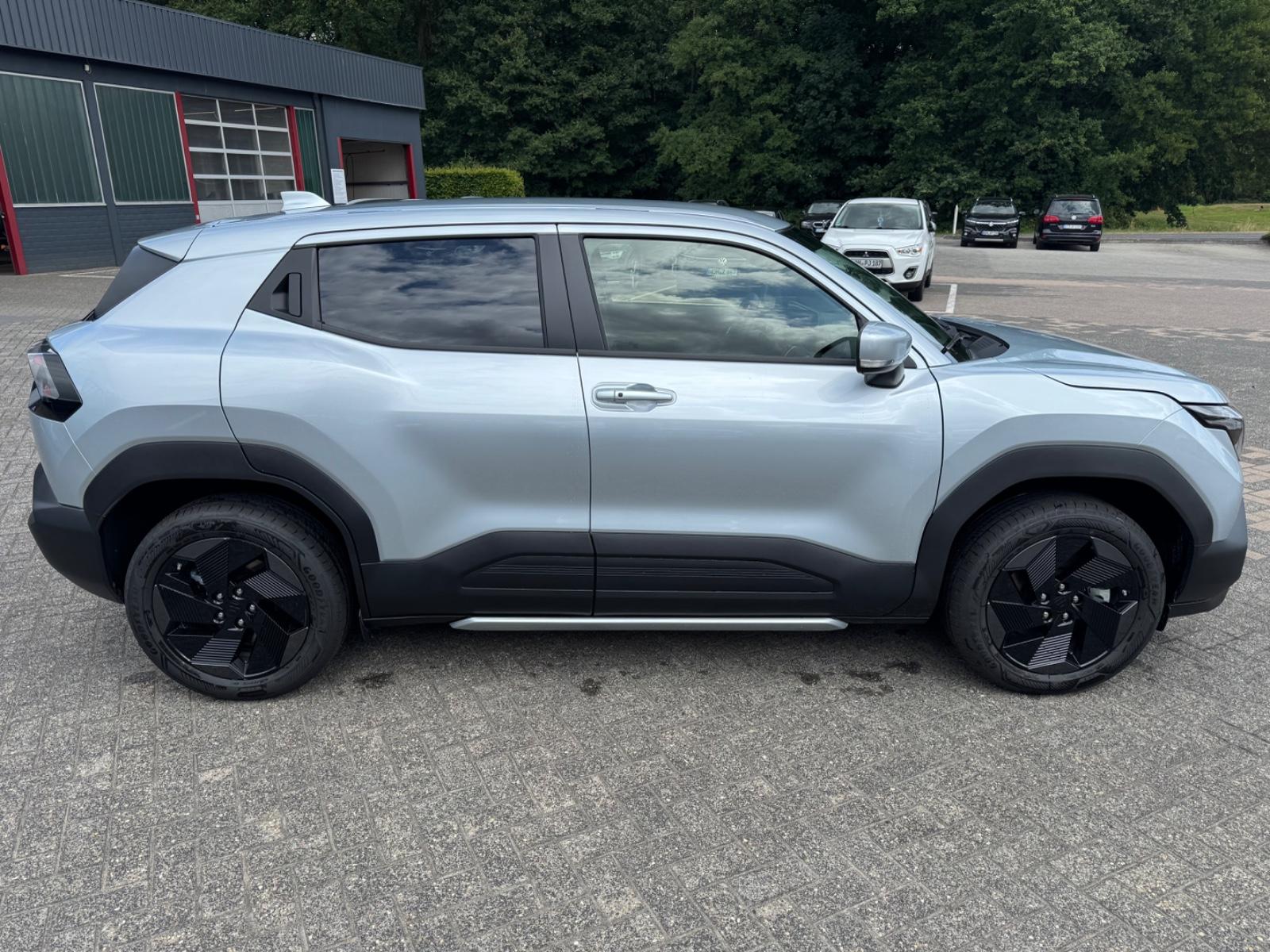 Suzuki e Vitara 49 kWh eAxle Club