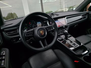 Porsche Macan - 9