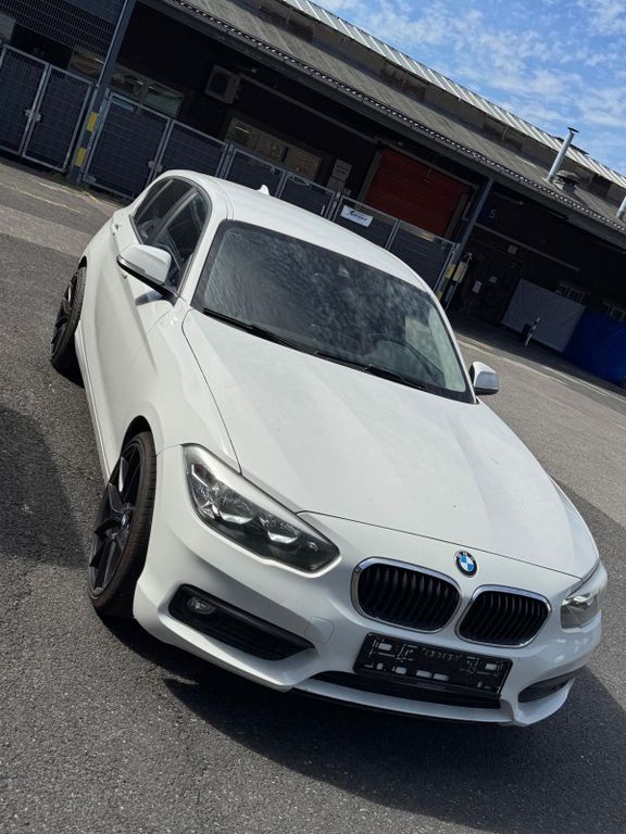 Image of BMW 118