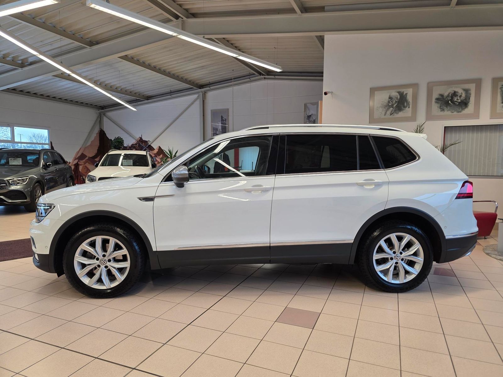 Fahrzeugabbildung Volkswagen Tiguan Allspace 1.5 TSI DSG Highline/Keyless/Ahk