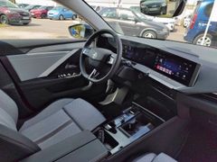 Fahrzeugabbildung Opel Astra 1.2 Turbo 96kW Elegance Auto