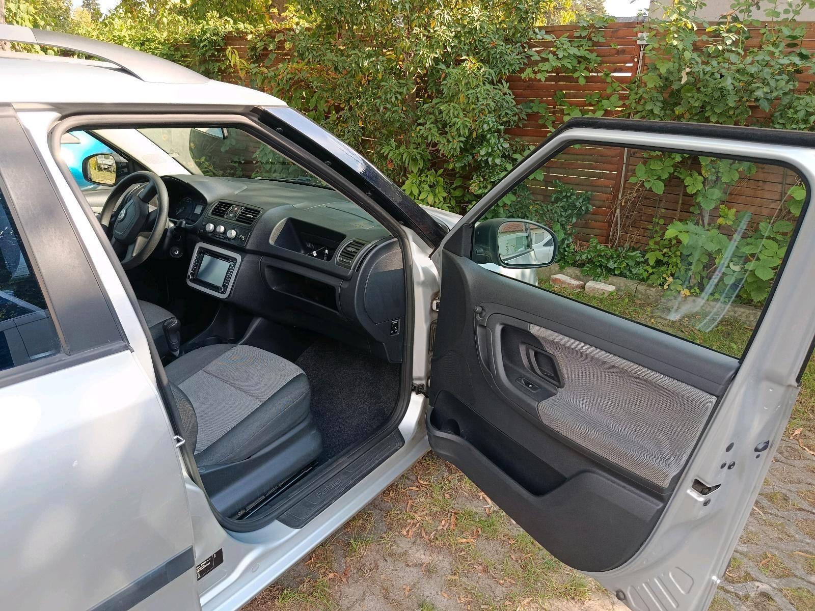 Skoda Fabia 2010 — photo 6