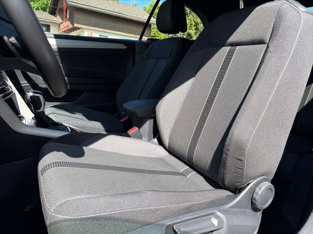 Fahrzeugabbildung Volkswagen T-Roc Cabriolet STYLE 1.5 TSI IQ.DRIVE SHZ TRAVE