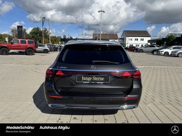 Mercedes E 300 - 4