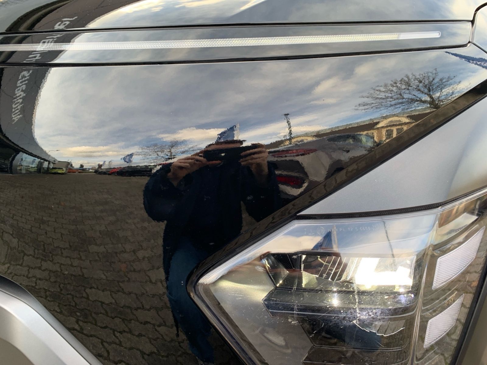 Fahrzeugabbildung Hyundai KONA 1.0 T-GDI 7-DCT Trend Navi LED 1Hd