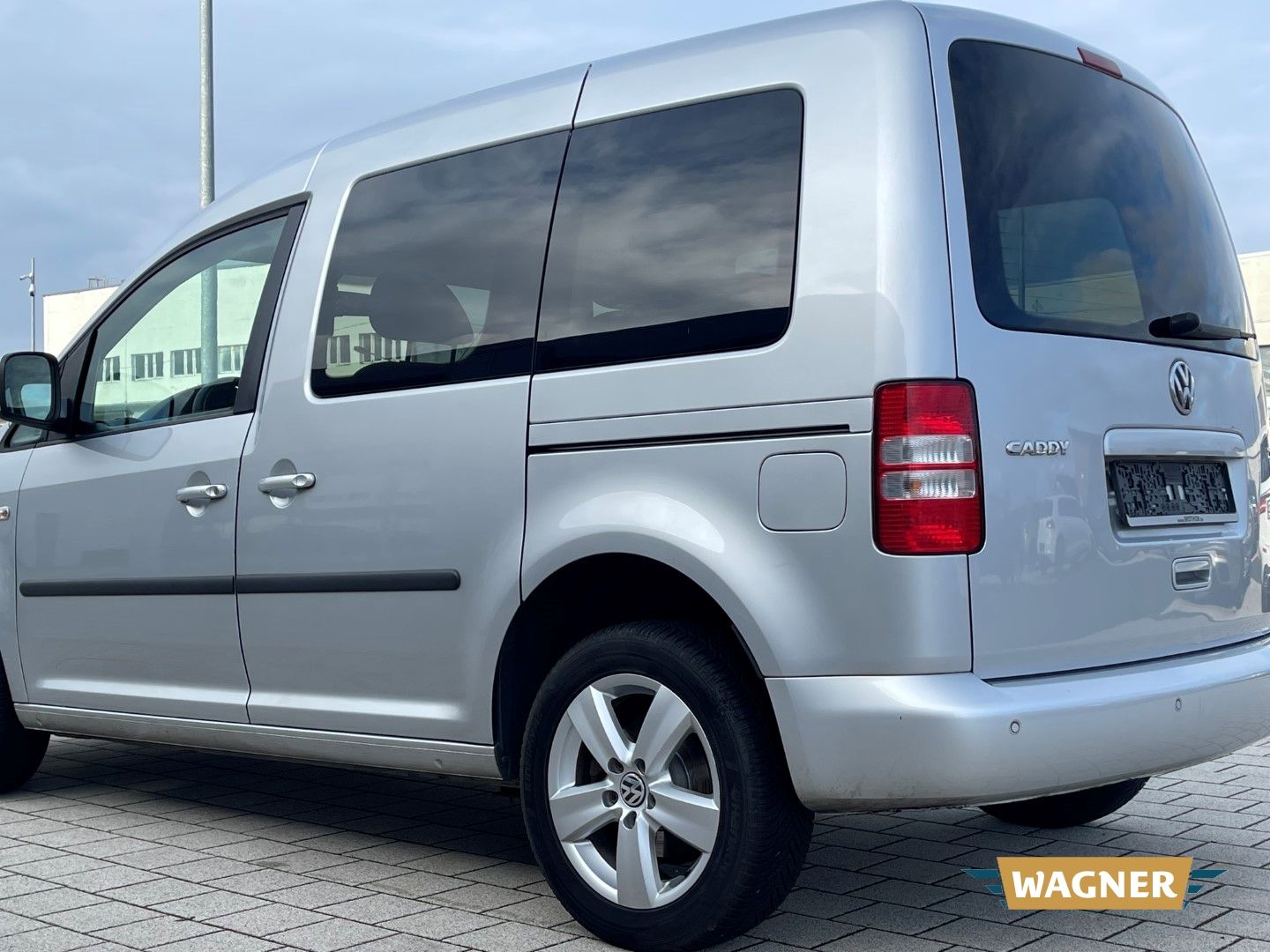 Fahrzeugabbildung Volkswagen Caddy Kombi JAKO-O Trendline 1.2 TSI