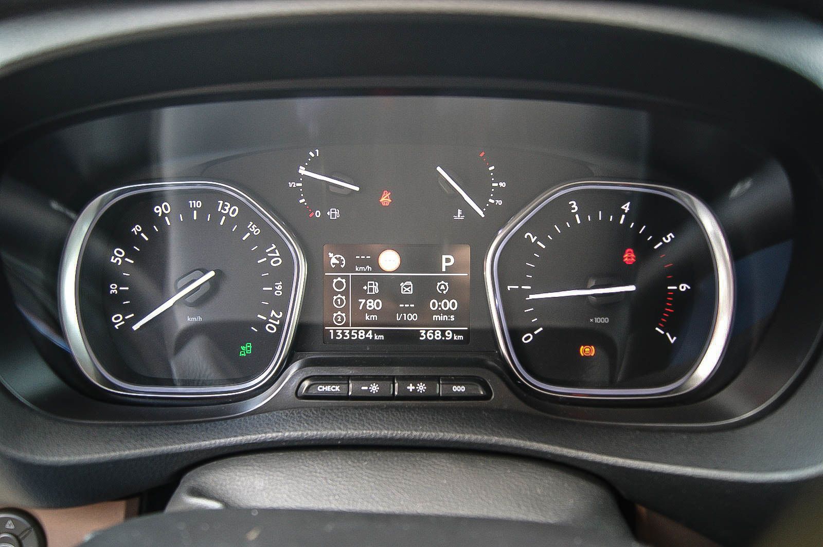 Fahrzeugabbildung Toyota Proace Verso 2.0 Compact Family Comforz HEADUP