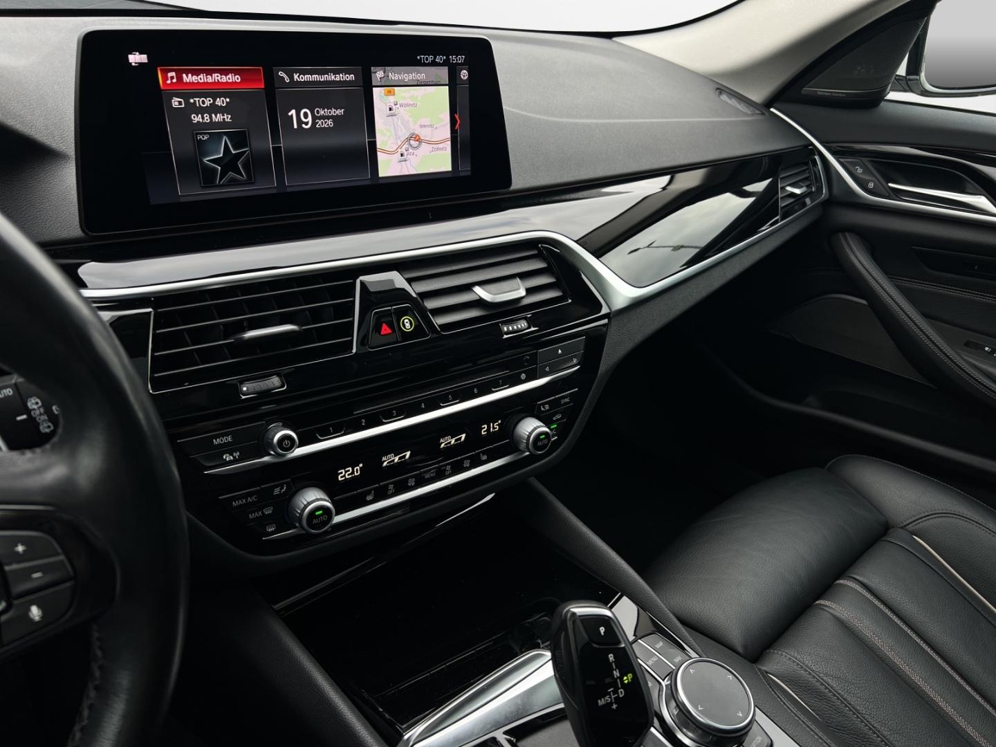 BMW 530 d xDrive Sport Line Touring/ACC/SitzHz