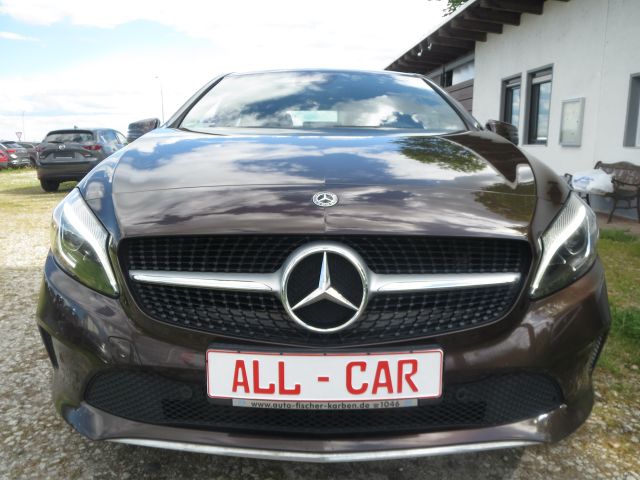 Mercedes-Benz A 180 Urban*Navi-COMAND*LED*FB-Standh.*Leder*SHZ