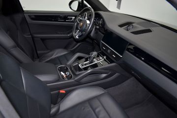 Fahrzeugabbildung Porsche Cayenne E-Hybrid Leder,Navi,LED,Kamera