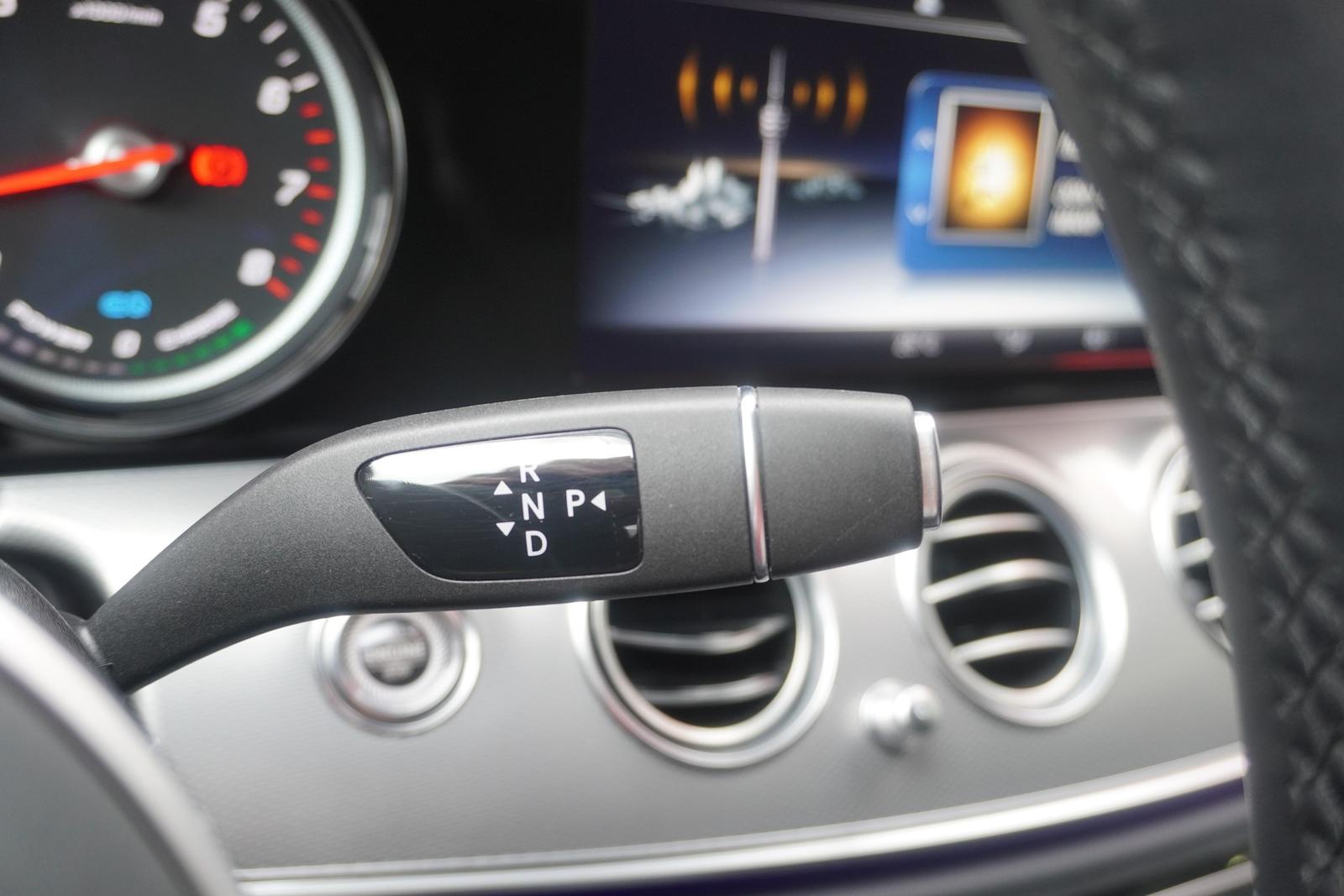 Mercedes-Benz E-Class E200 Avantgarde LED Kamera Totwinkel Spurhalte, миниатюра 20