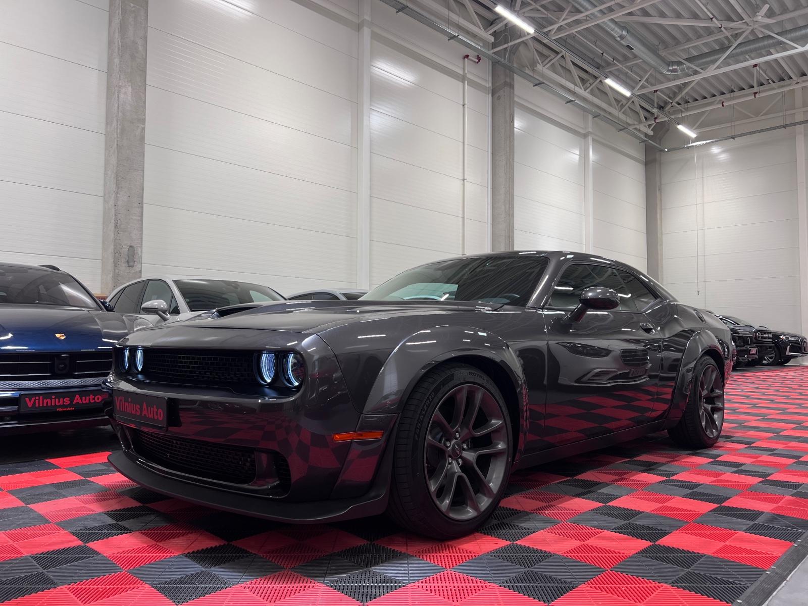 Dodge CHALLENGER R/T SCAT PACK