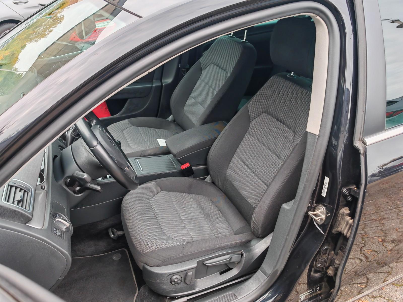 Volkswagen Passat 2014 — photo 12