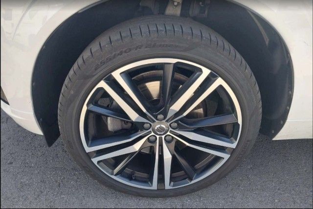 Volvo XC60 D5 R-Design AWD AHK Pano Four-C B&W 360 21Z foto 4
