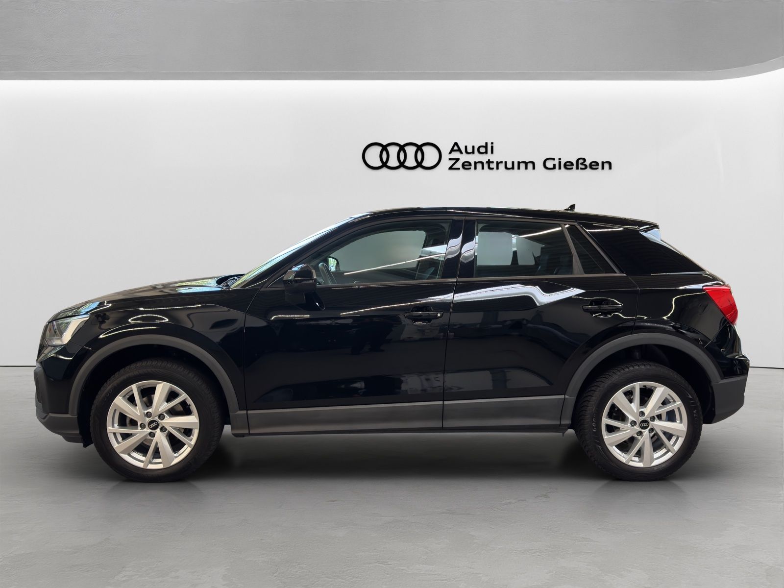 Audi Q2 30 TDI S tronic basis Assistenzpaket Kamera N imagem 3