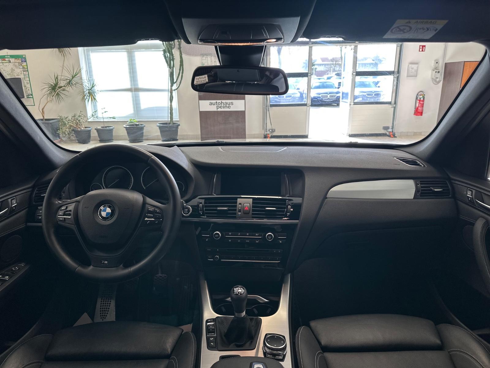 BMW X3xDr20d/NaviPro/HUD/Xen/Kamer/HarmKard/M-Sport