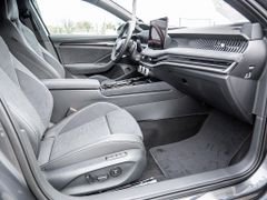 Foto Nummer 2: SKODA Superb