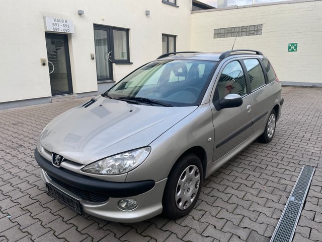 Peugeot 206 SW Grand Filou Cool   1-HAND