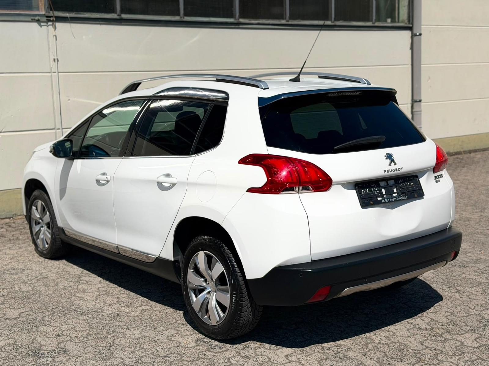 Peugeot 2008 Allure*AUTOMATIC*PANO*SHZ*PDC*