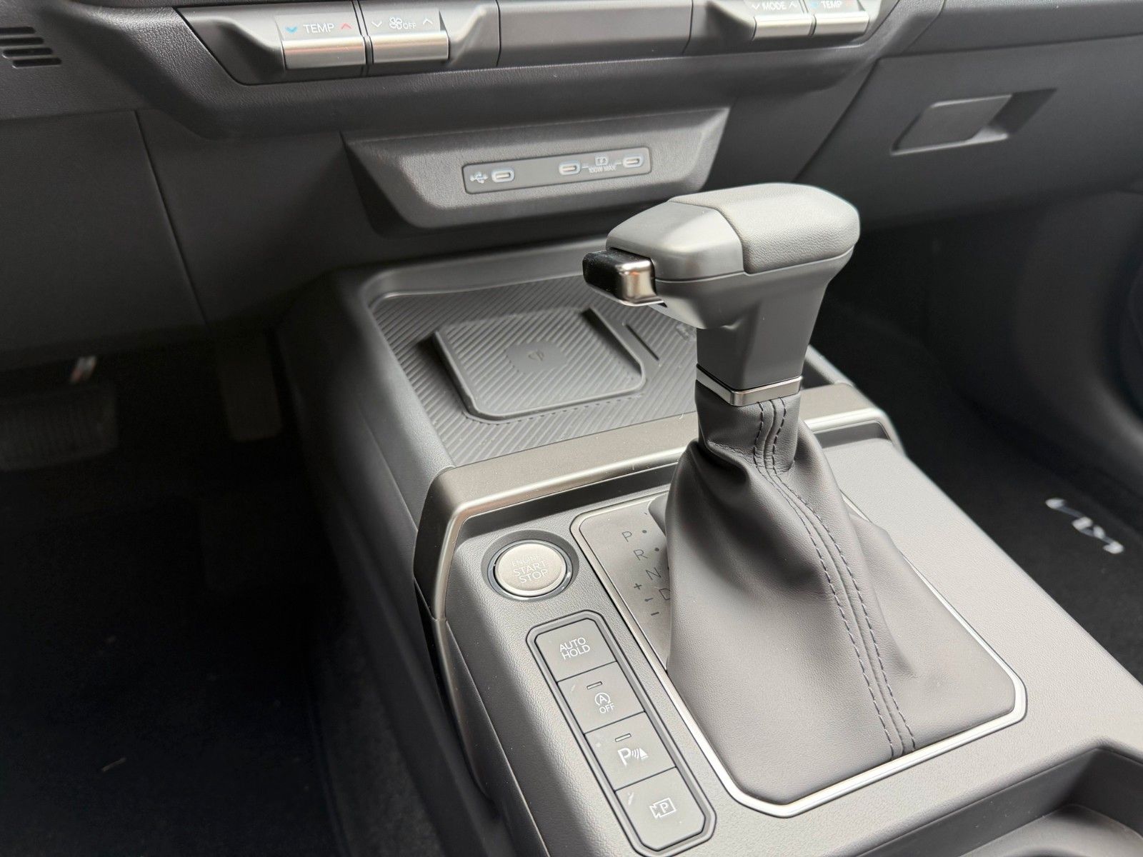 Fahrzeugabbildung Kia SELTOS 1.6T 180 DCT VISION SOUND NAV DES