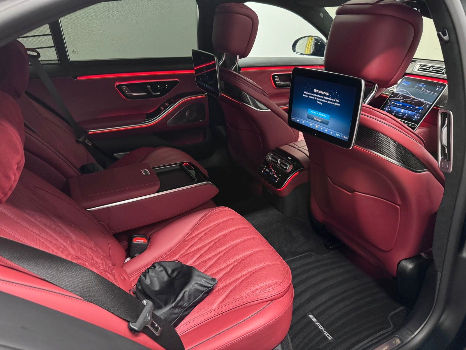 Fahrzeugabbildung Mercedes-Benz S 63 E Performance L  *MANUFAKTUR*