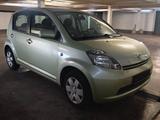 Daihatsu Sirion 1.3 4 Türer TÜV 8.26 4*ele... - gebrauchte Daihatsu Sirion aus dem Jahr 2005