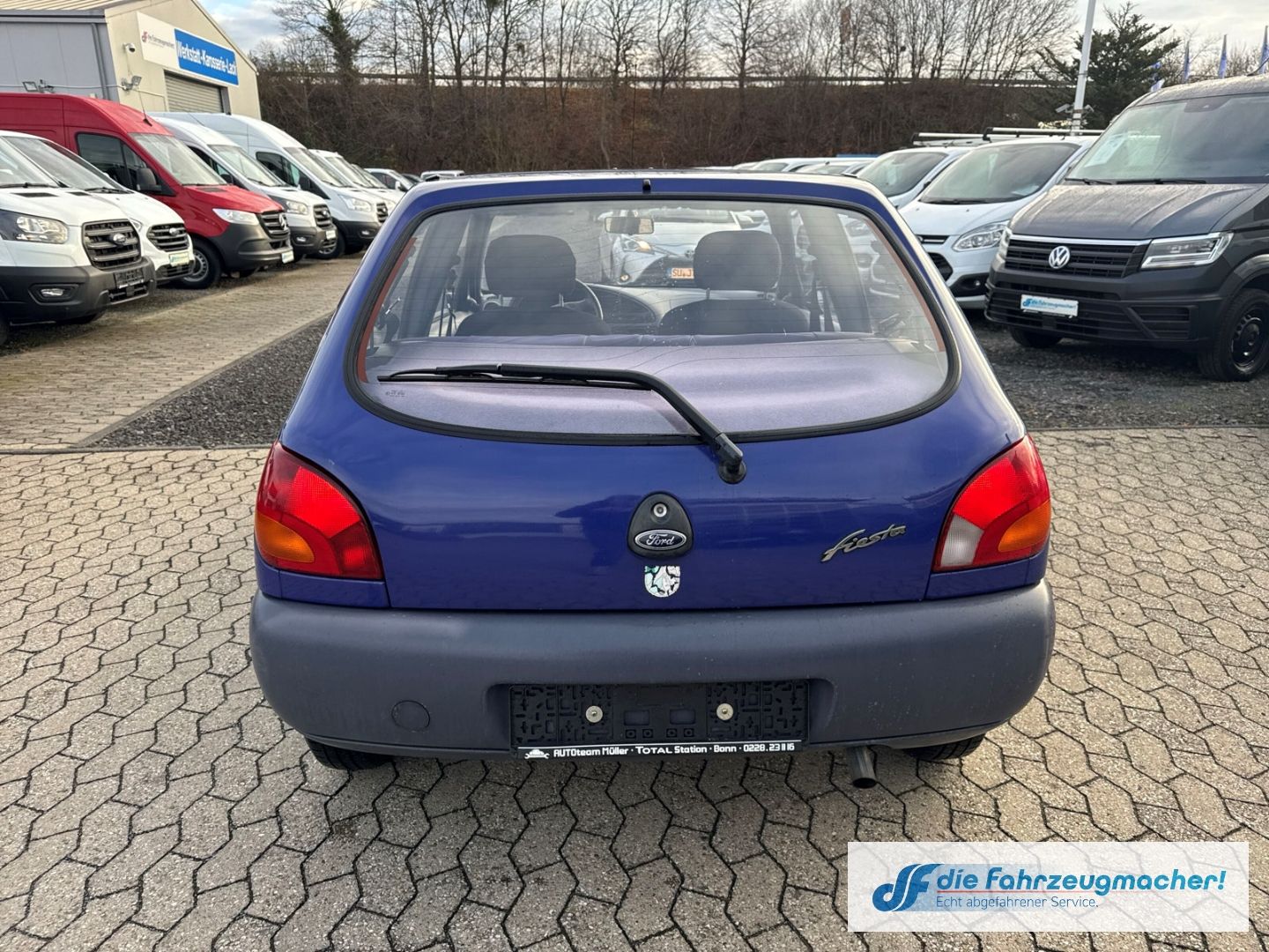 Fahrzeugabbildung Ford Fiesta TÜV 10/26 1.3l *EXPORT  74.000km