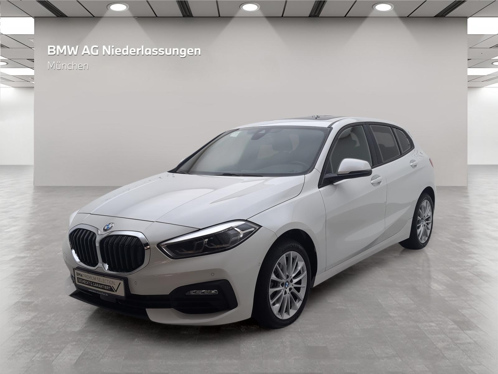 BMW 120i Live Cockpit Prof Kamera Pano.Dach LED