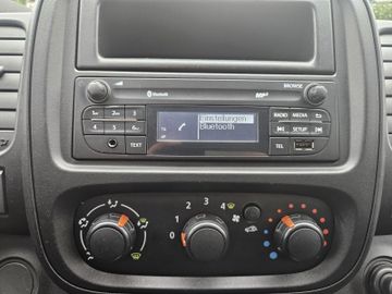 Opel Vivaro - 12