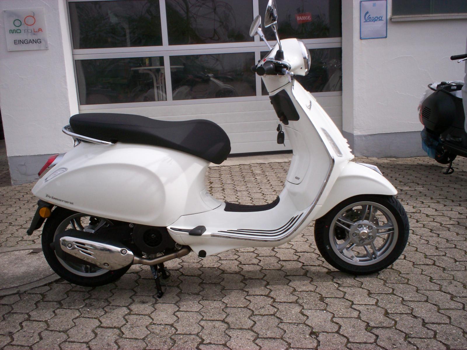 Vespa Frühlingsaktion Primavera 125 ABS