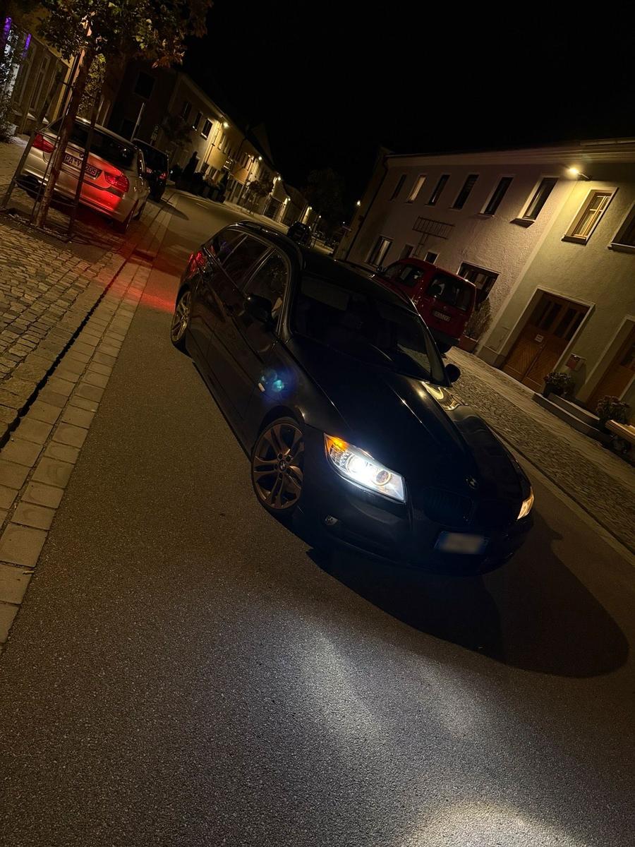 BMW 320 2009 — photo 10
