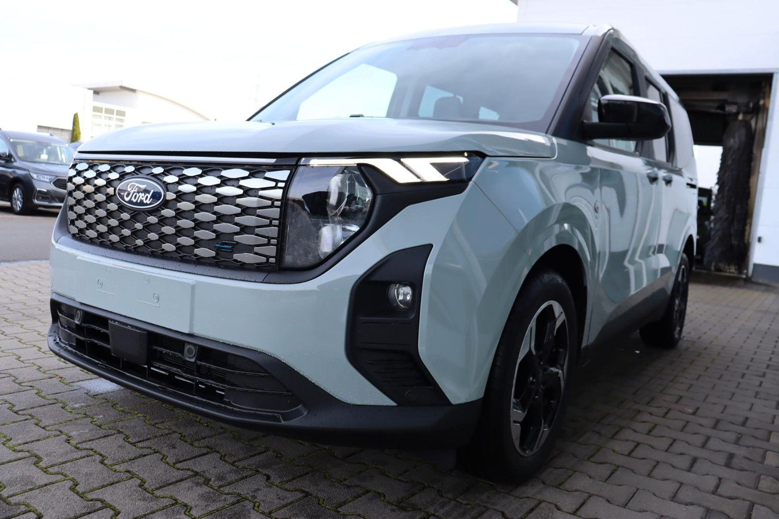 Ford Tourneo E-Courier ELEKTRO Titanium 0,0% FIN mgl* imagem 3