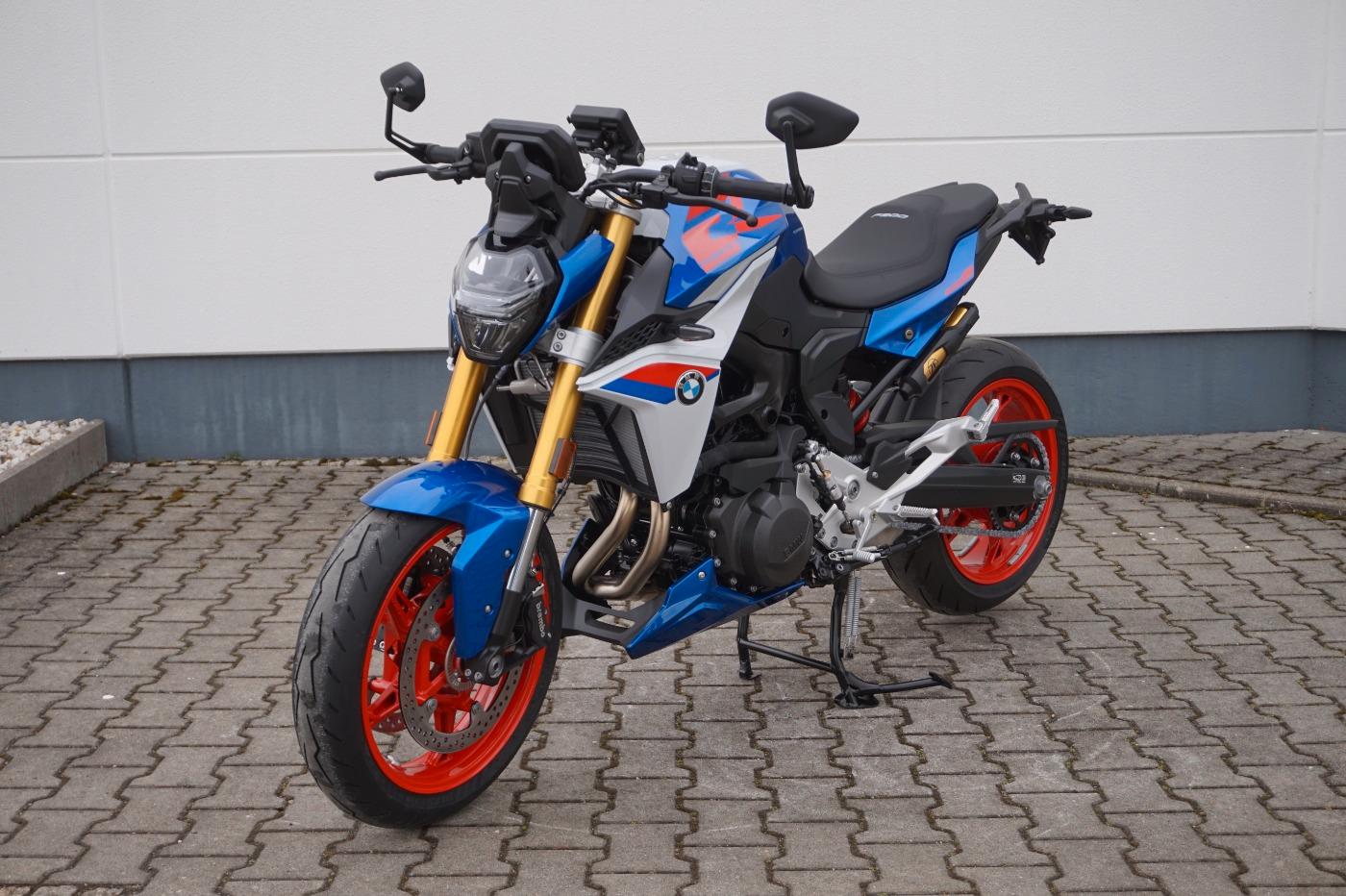 BMW F 900 R