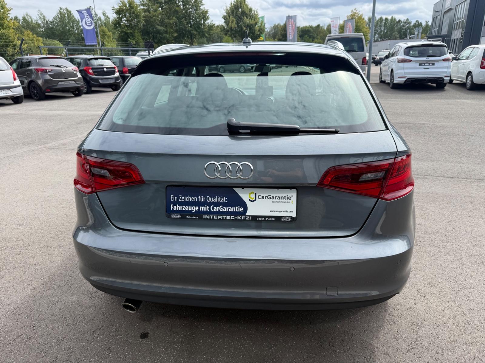 Audi A3 Sportback Sport Paket*XEN*PDC*SHZ*TEMP*HU NEU