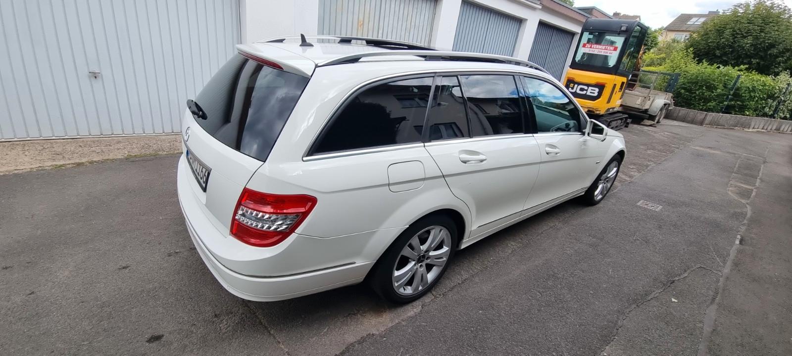 Mercedes-Benz C250 2010 — photo 6