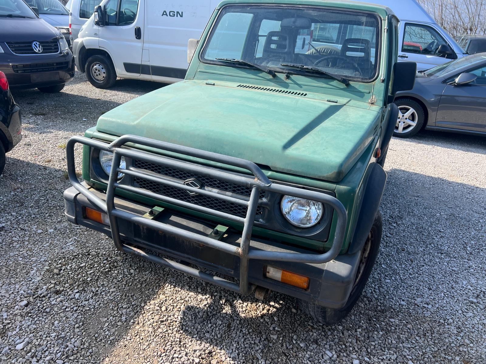 Suzuki SJ Samurai Deluxe SANTANA