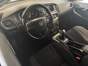 Volvo V40 - 9