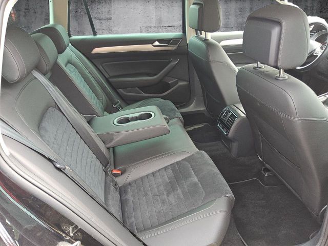 Passat Variant 2.0TDI Highline Navi AHK Climatr.